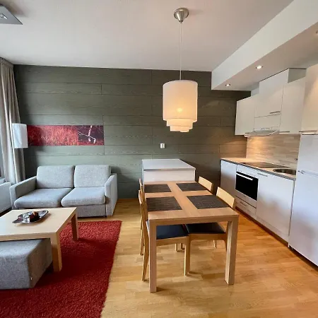 Salomon 7207 - Parivuoteellinen Makuuhuone Ja Lisaeksi Makuualkovi - Taeydellinen Pariskunnille Ja Perheille *